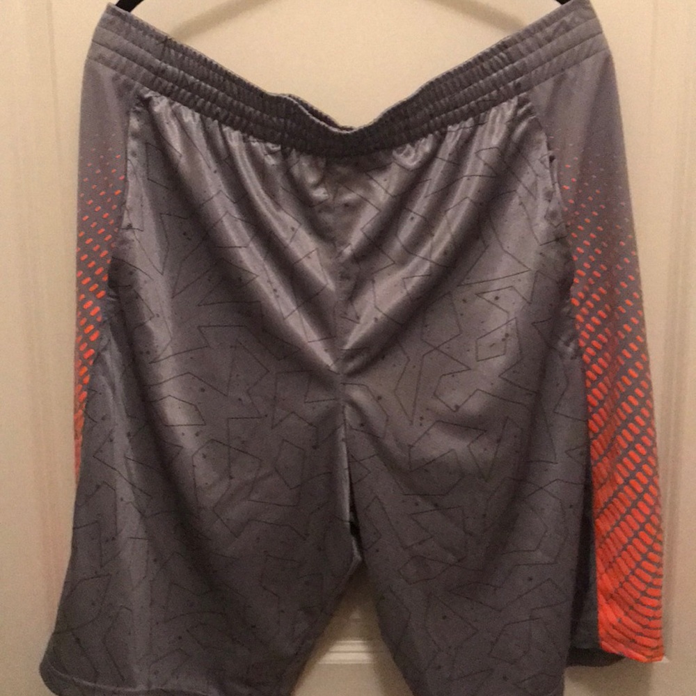 Old navy men’s athletic shorts